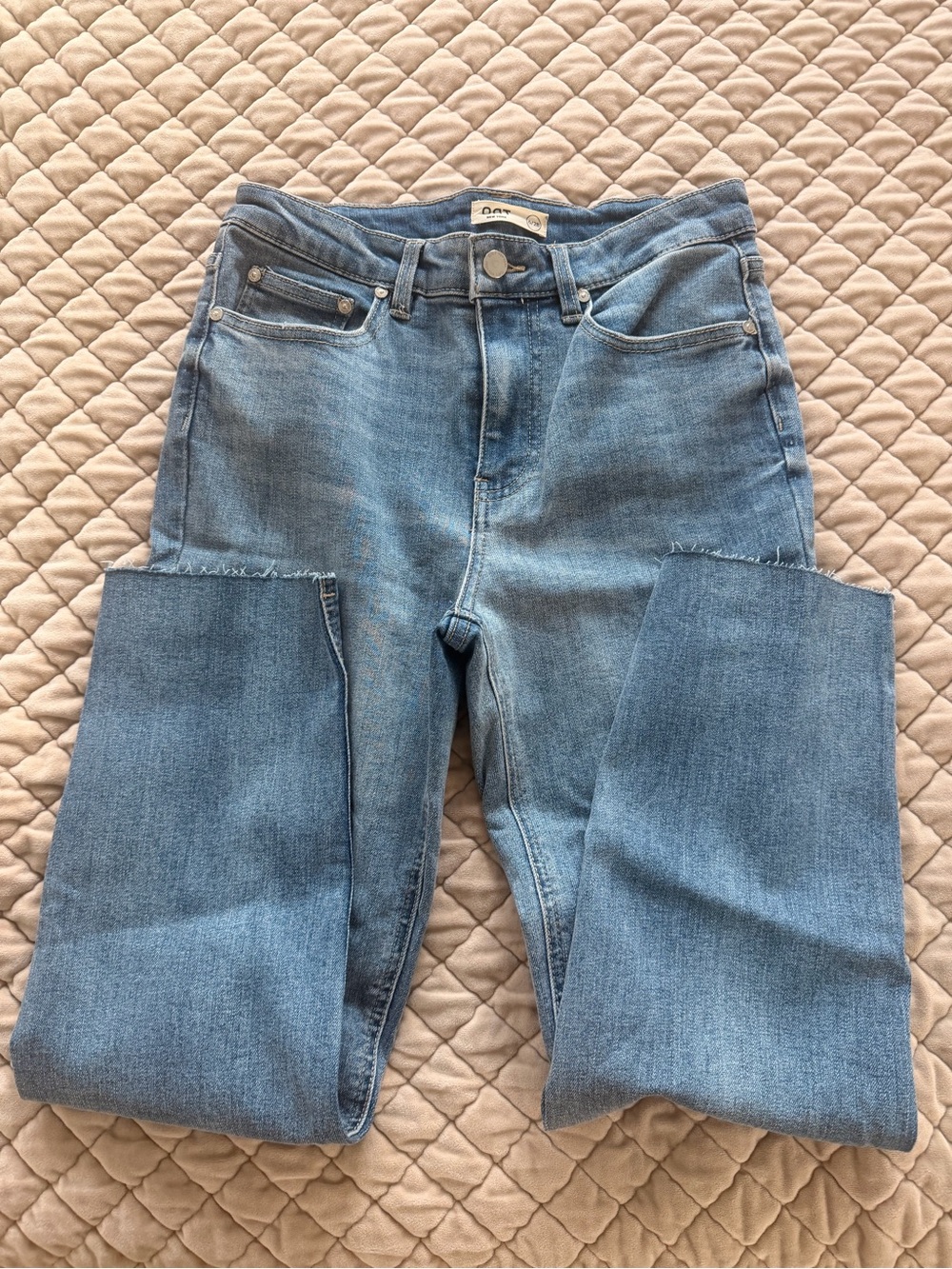 Oat New York High-Rise Straight Leg w frayed hem Sz 6/28